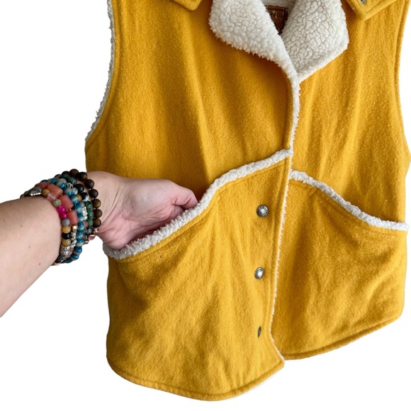 Calvin Klein Wool Vest Yellow Small - Picture 3 of 9
